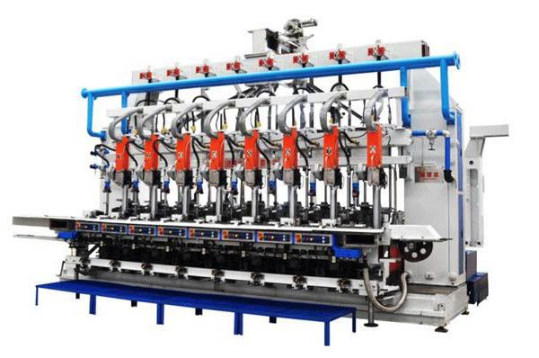 Bottle making machine
